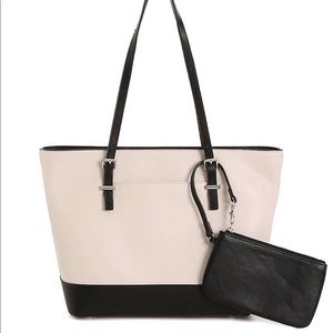 {NWT} Vinna Tote 👜 (Off White/Black Faux Leather)